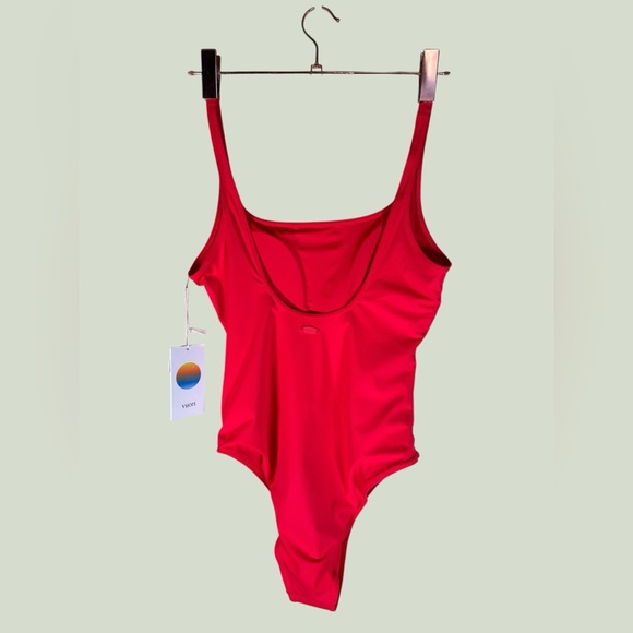 Vuori Encinitas One-Piece Top in Bright Red - Picture 2 of 5